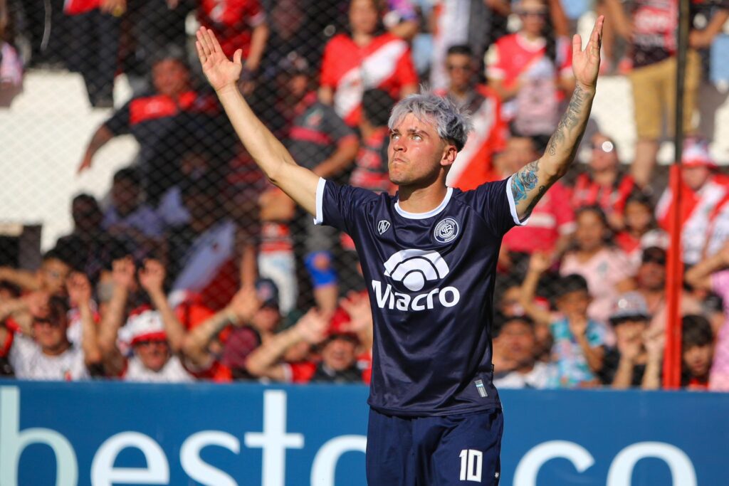 Independiente Rivadavia juega en la Bombonera