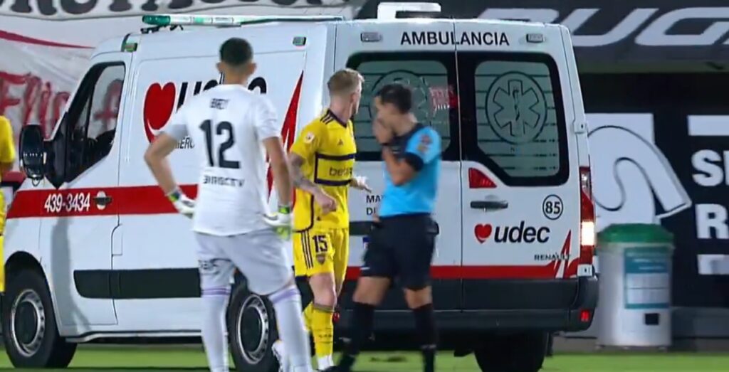 Por que se suspendió Estudiantes vs Boca, Durante el encuentro entre Estudiantes de La Plata y Boca Juniors, el jugador Javier Altamirano se desmayó repentinamente