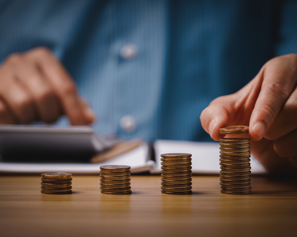 ahorrar e invertir dinero