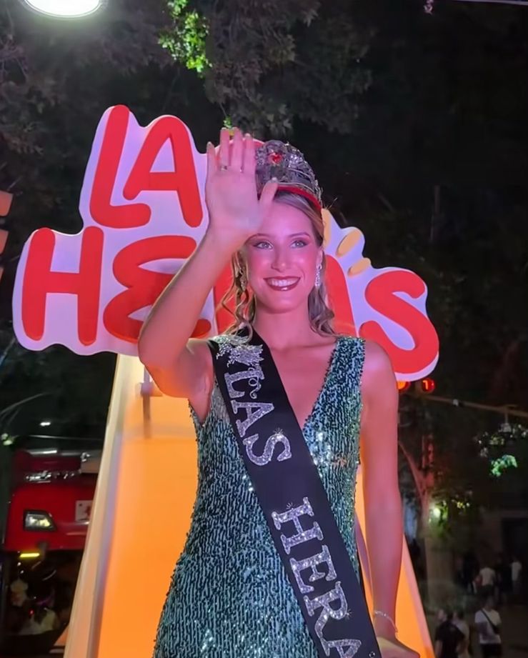 Recibimiento de la reina en Las Heras