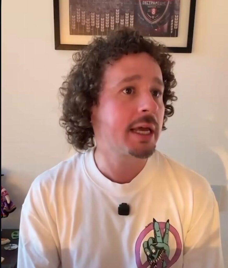 Van a desaparecer a Luisito Comunica