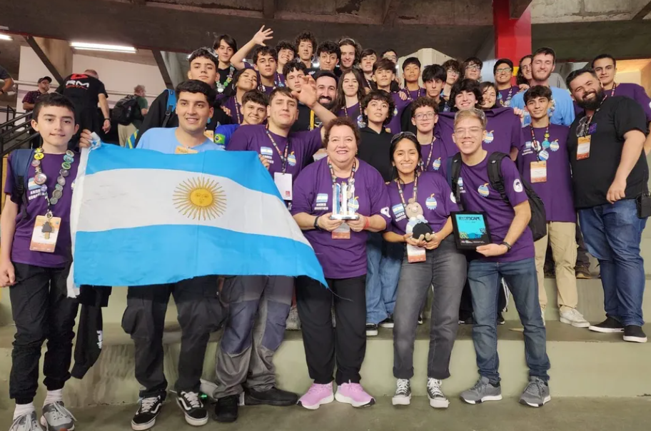 estudiantes mendocinos en mundial de robótica