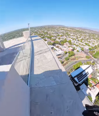 Un joven hizo salto BASE desde la torre más alta de Mendoza