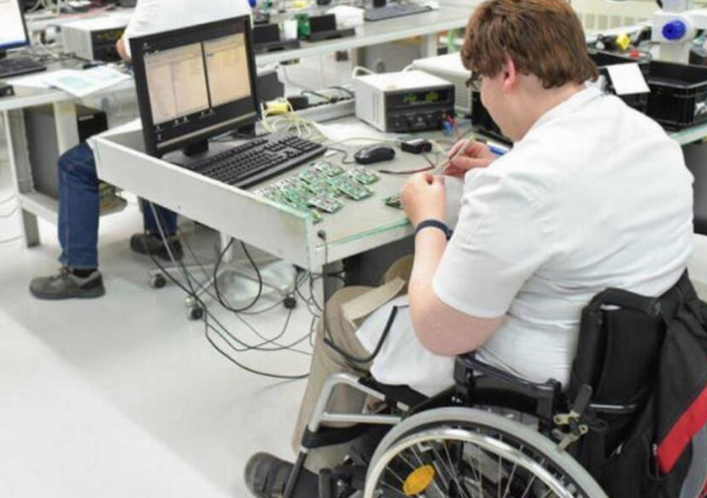 empleo en Andis para personas con discapacidad
