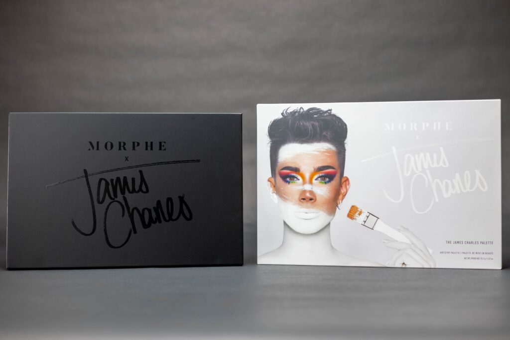 Cuánto dinero tiene James Charles