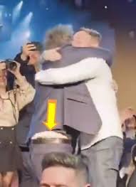 Javier Milei en un acto público bajo la lupa de las teorías sobre el uso de pañal.